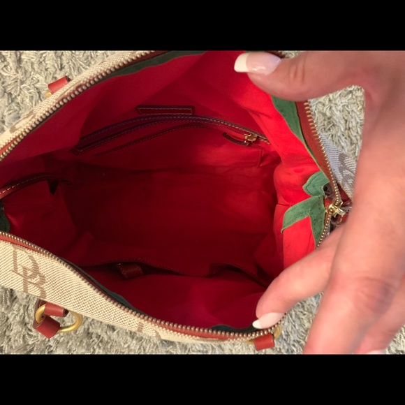 Dooney & Bourke purse - Picture 3 of 4